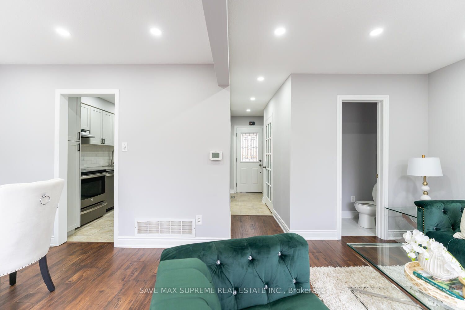 7132 Salme Dr N