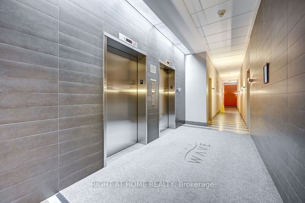 4 Elsinore Path, #203