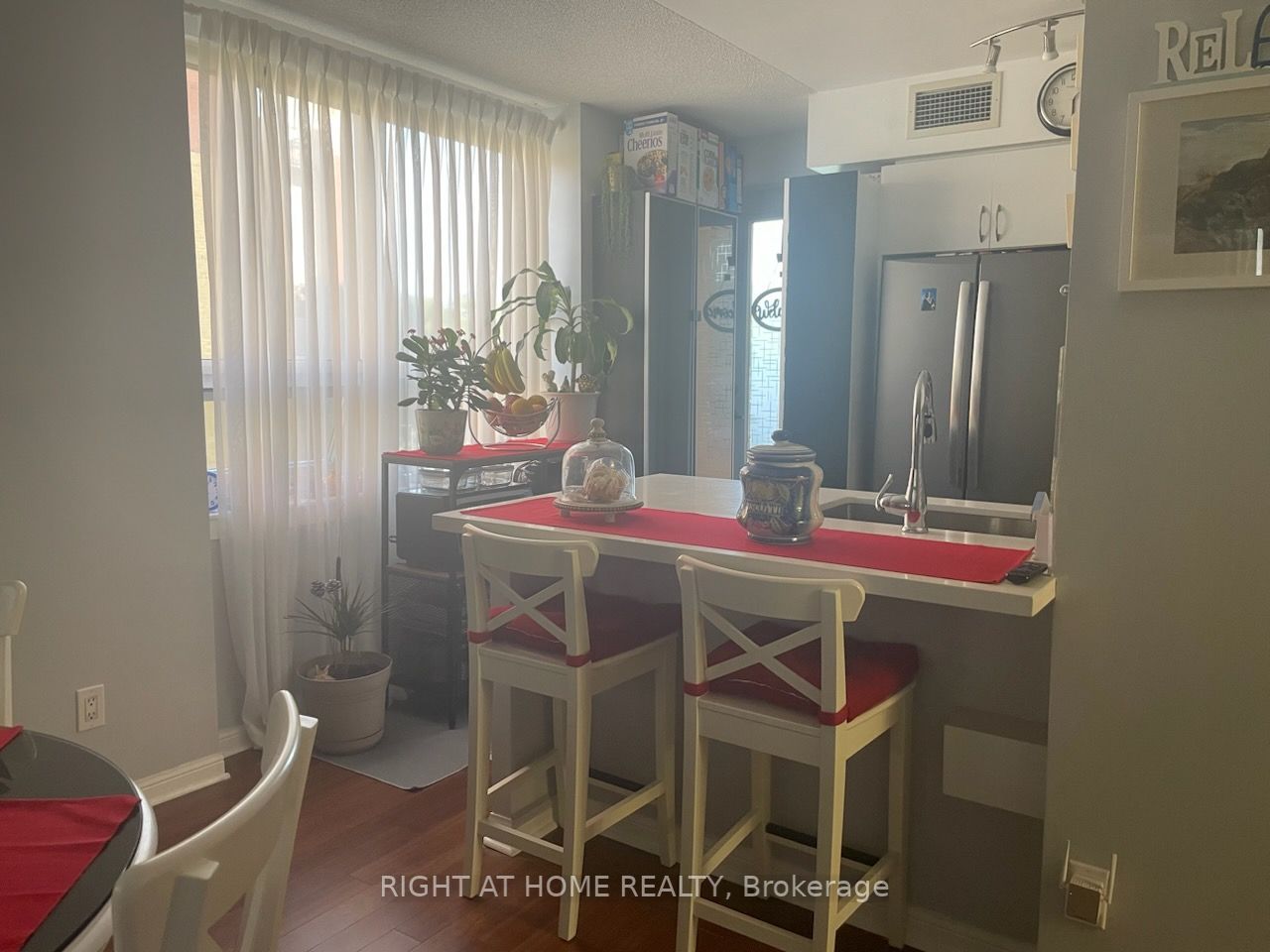 4 Elsinore Path, #203