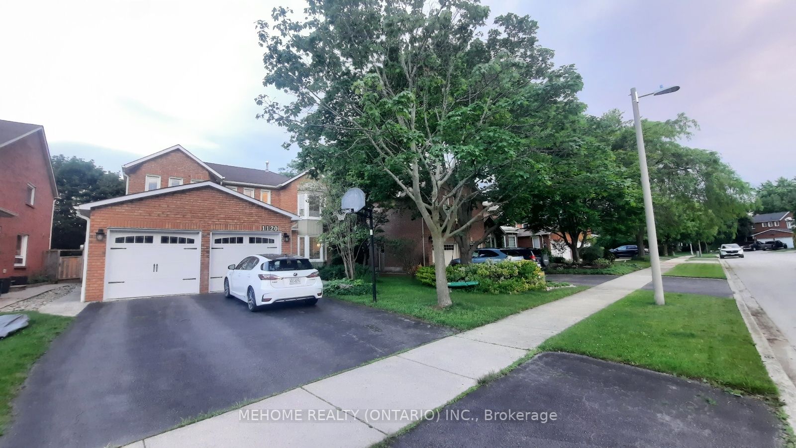 1120 Goodson Crescent