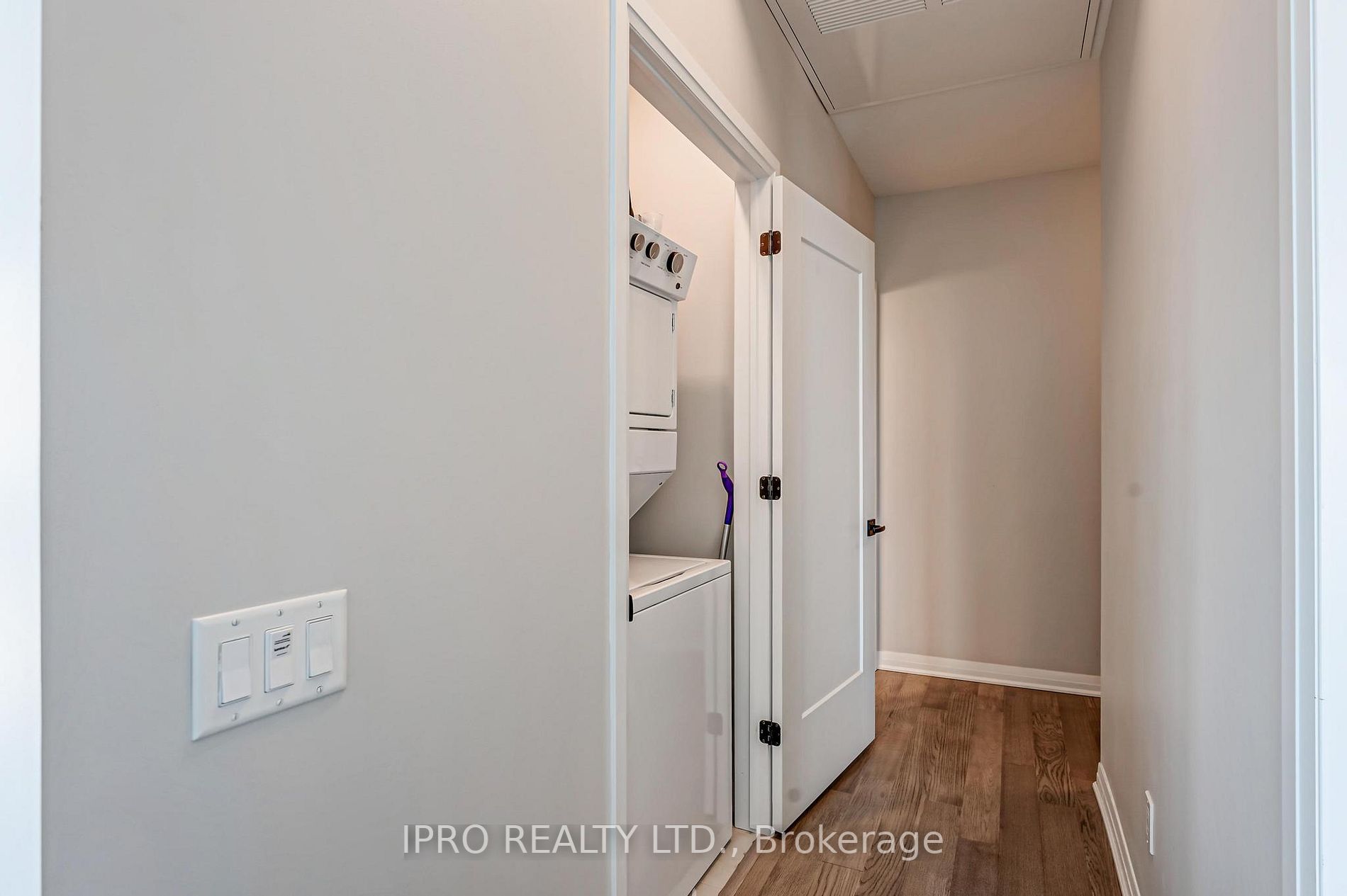 Listing W6648654 - Large Photo # 7