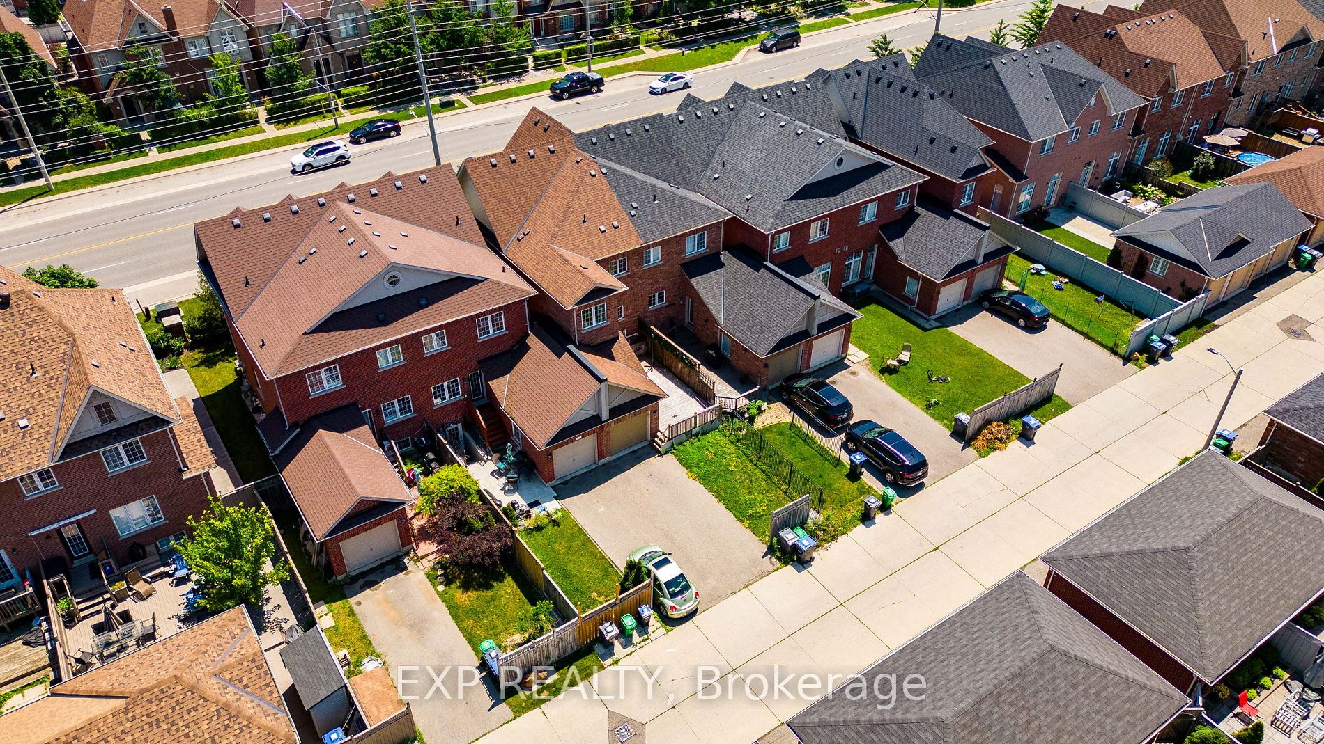 3533 Eglinton Ave W
