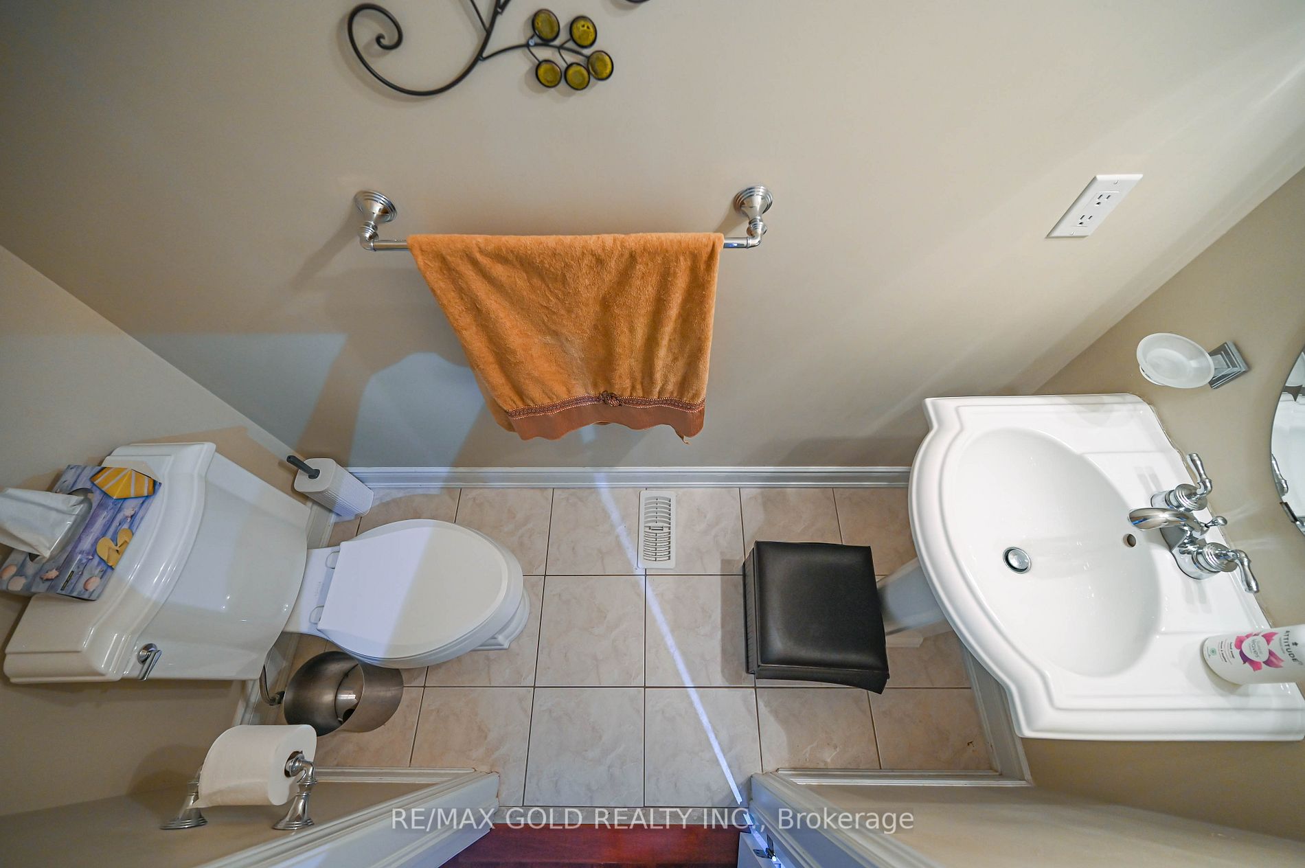 46 Eaglesprings Cres