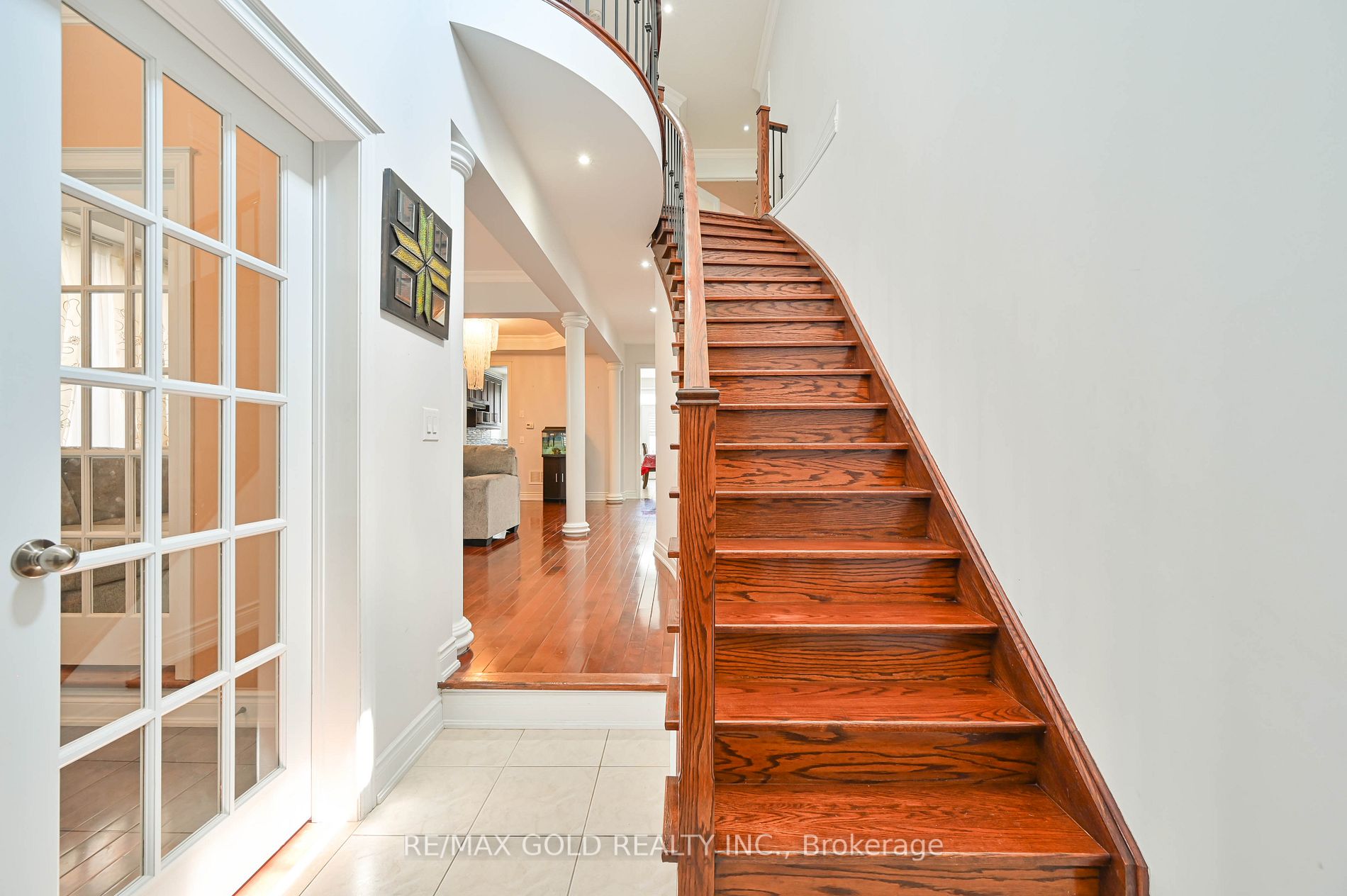 46 Eaglesprings Cres