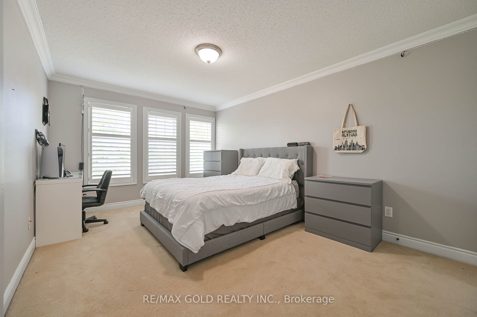 46 Eaglesprings Cres