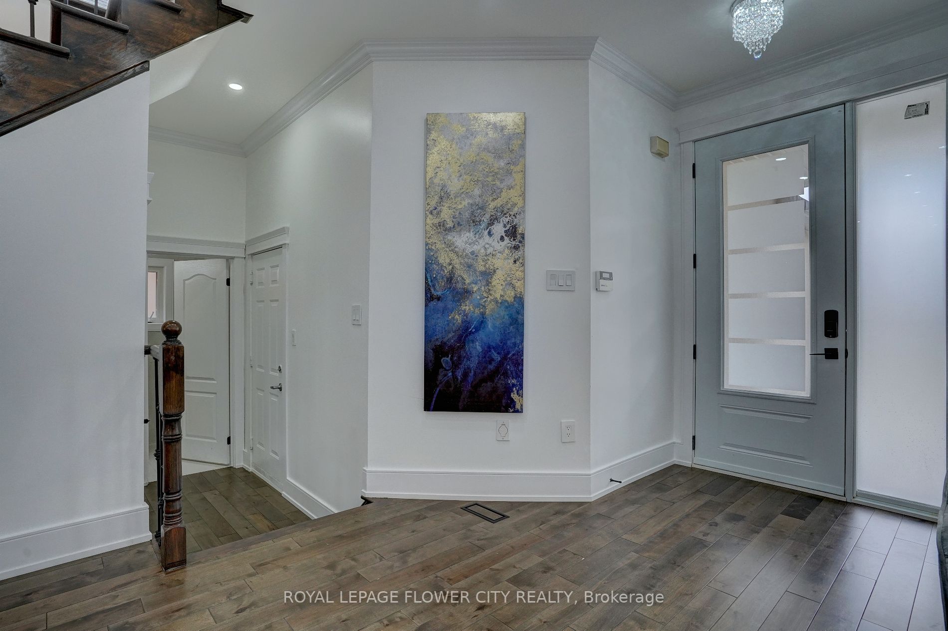 6 Sorbonne Dr