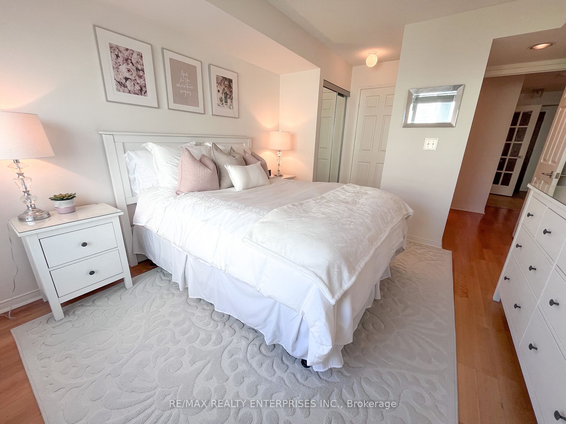 190 Manitoba Street #706