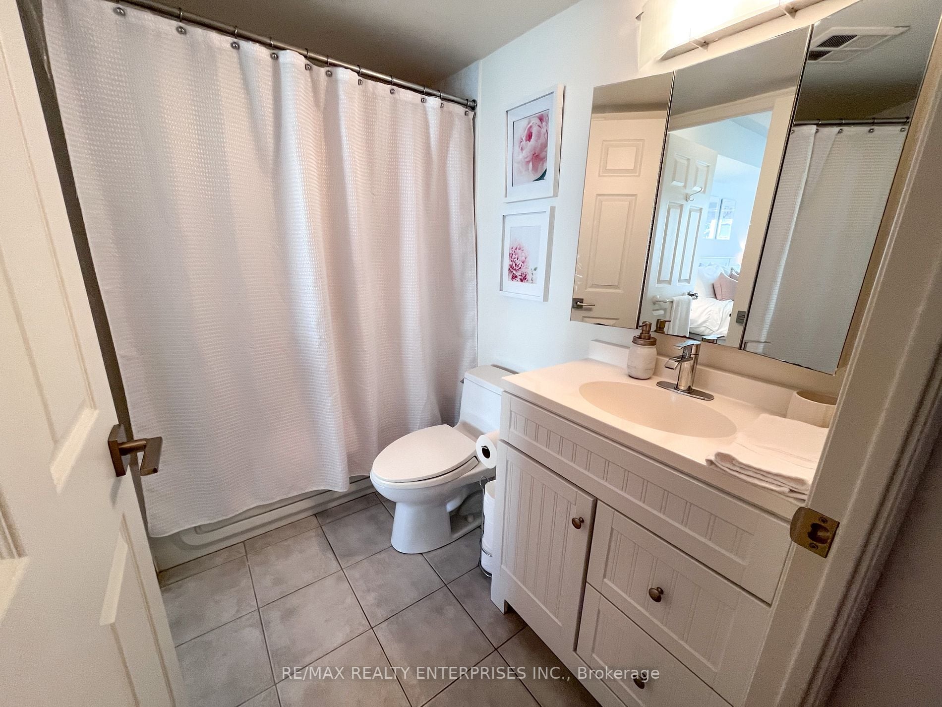 190 Manitoba Street #706