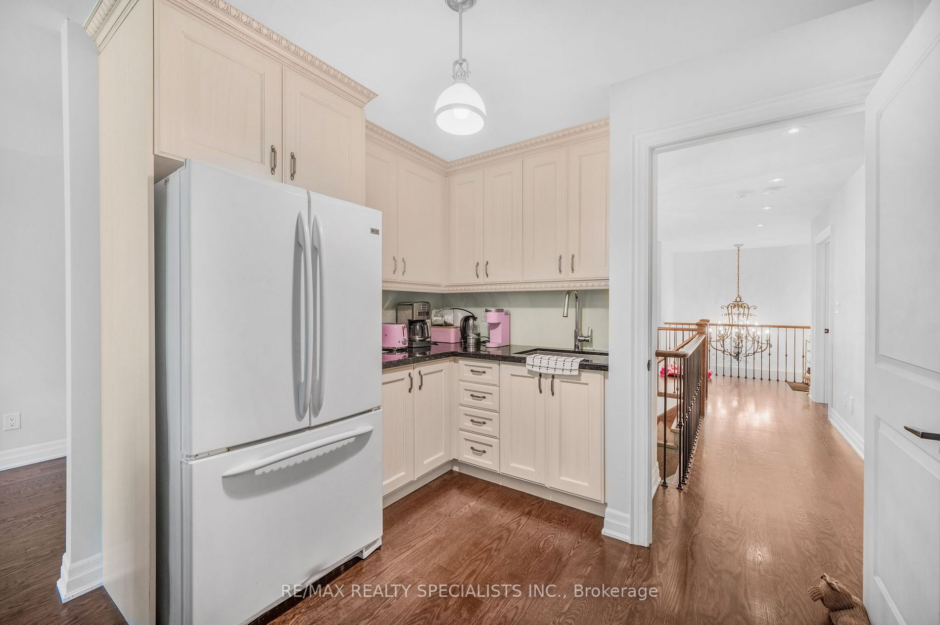 923 Beechwood Ave