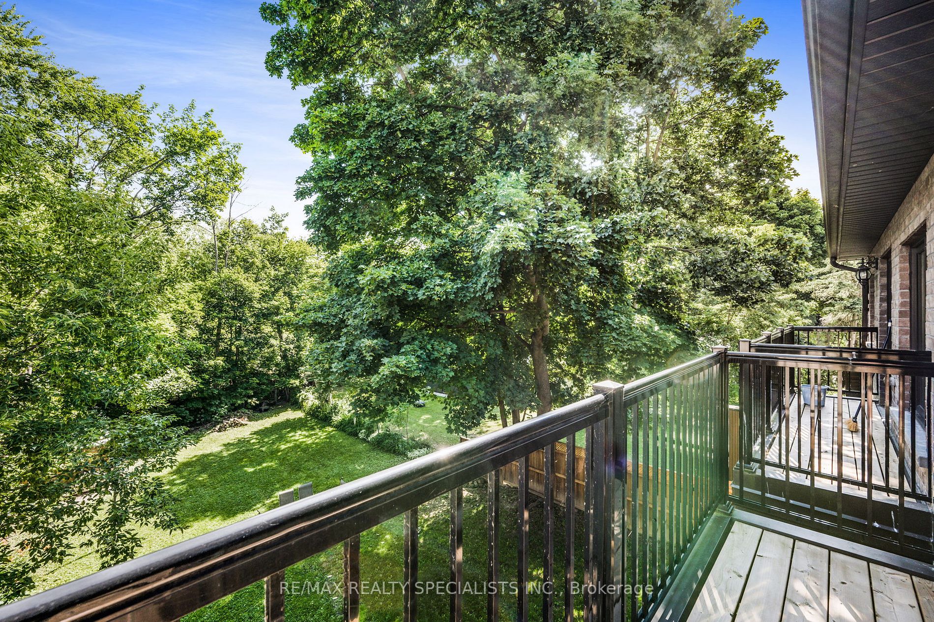 923 Beechwood Ave