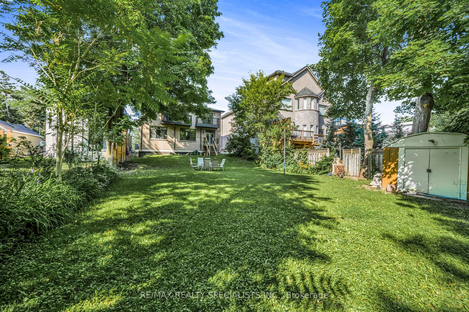 923 Beechwood Ave