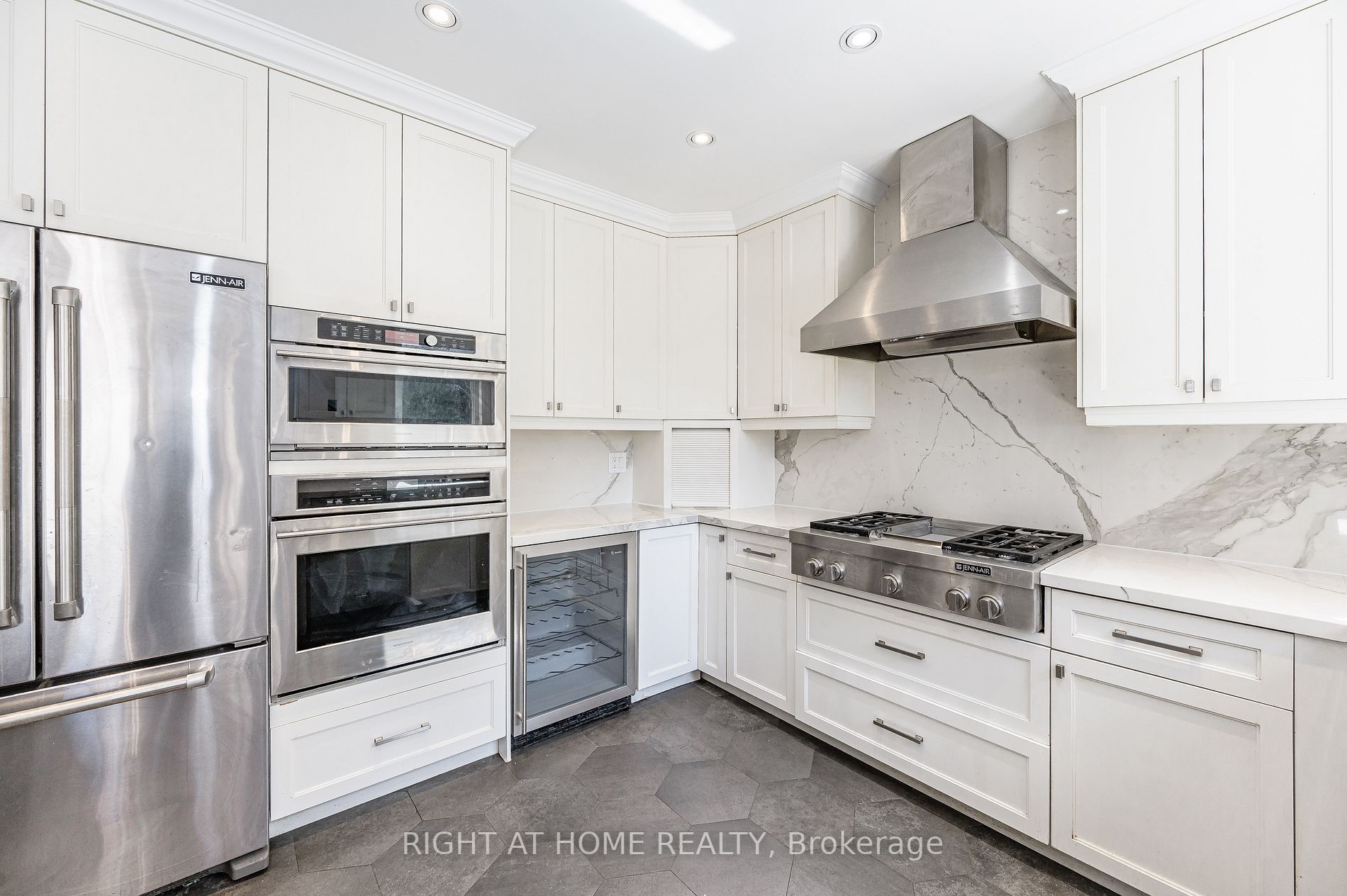 Listing W6649258 - Large Photo # 12