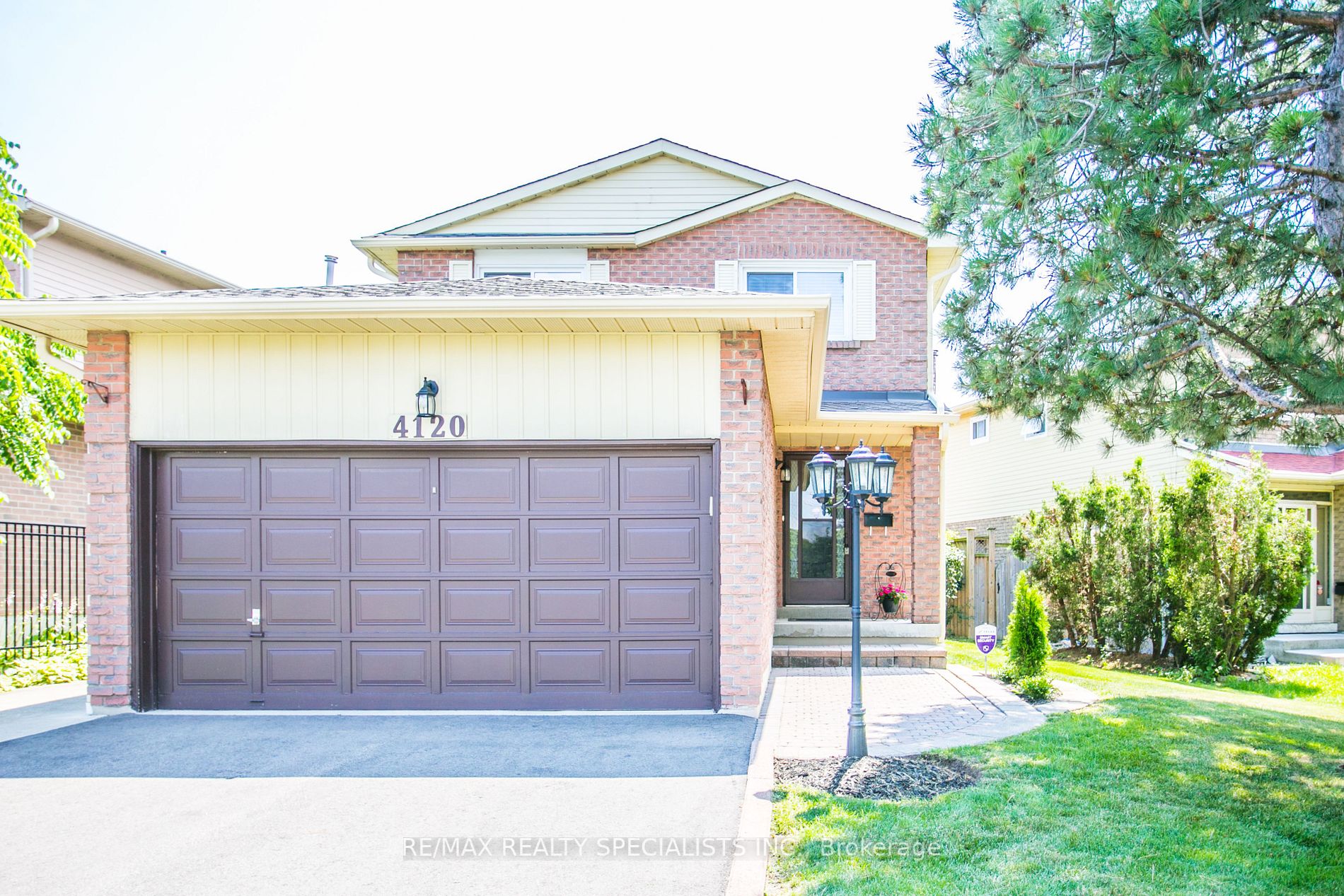 4120 Chadburn Crescent