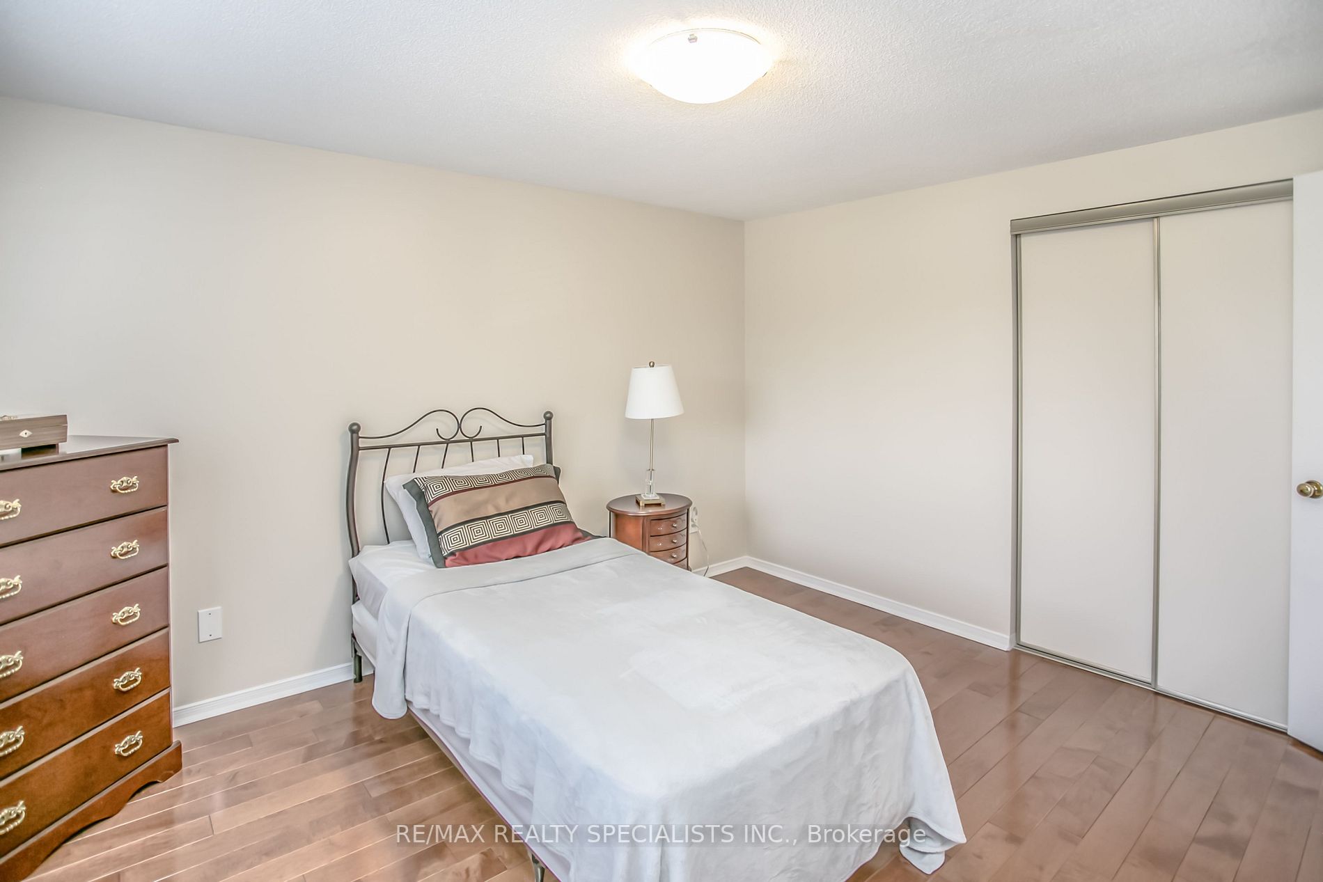 4120 Chadburn Crescent