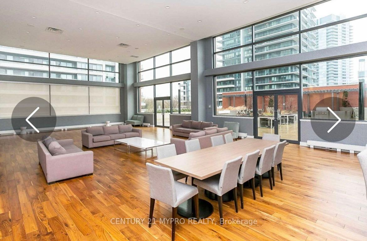 2212 Lake Shore Blvd W, #612