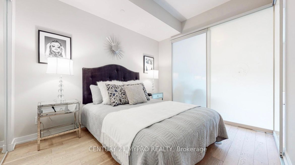 2212 Lake Shore Blvd W, #612