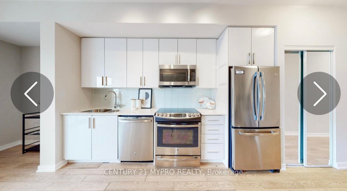 2212 Lake Shore Blvd W, #612
