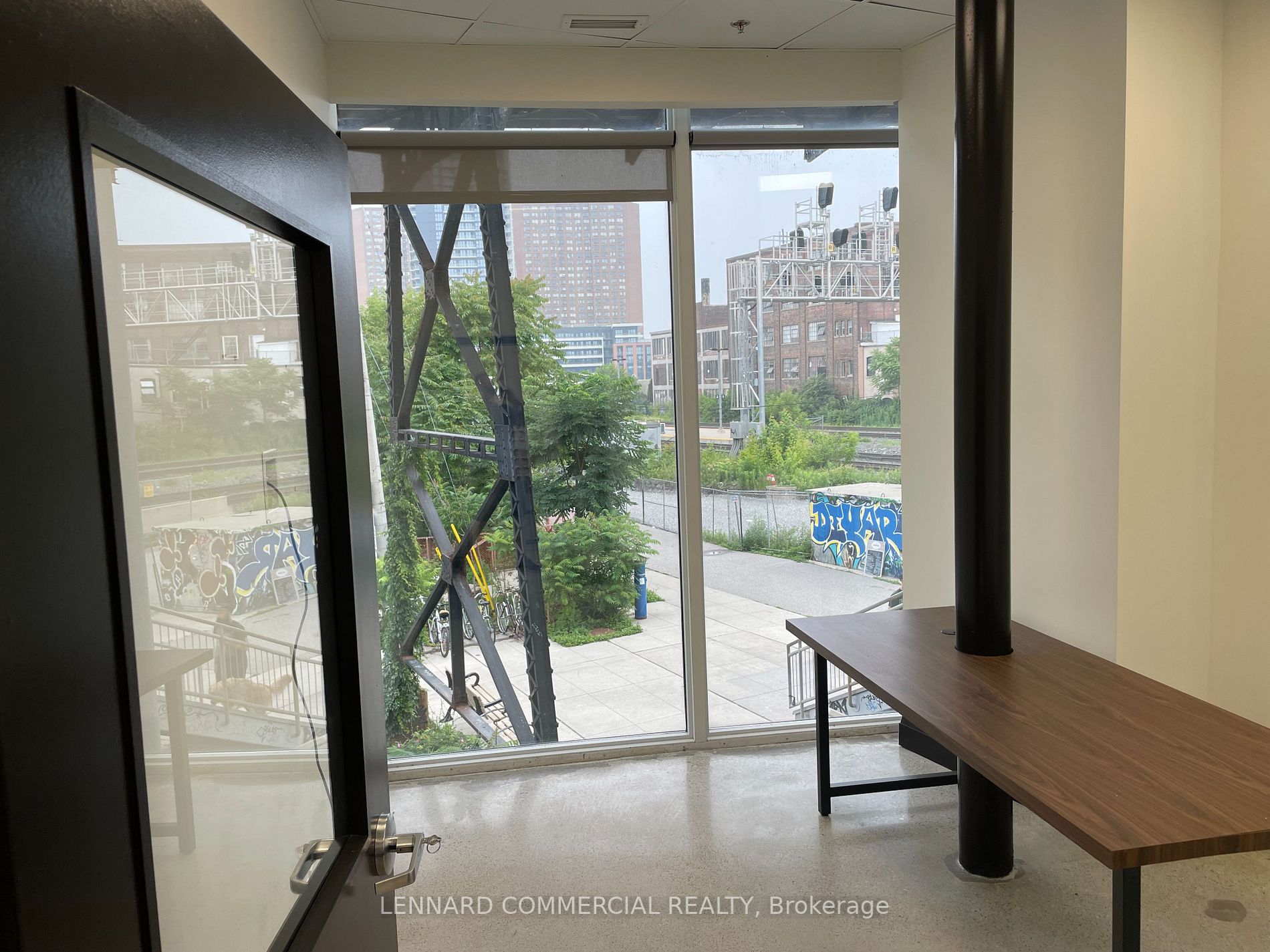 2 Sousa Mendes St, #20