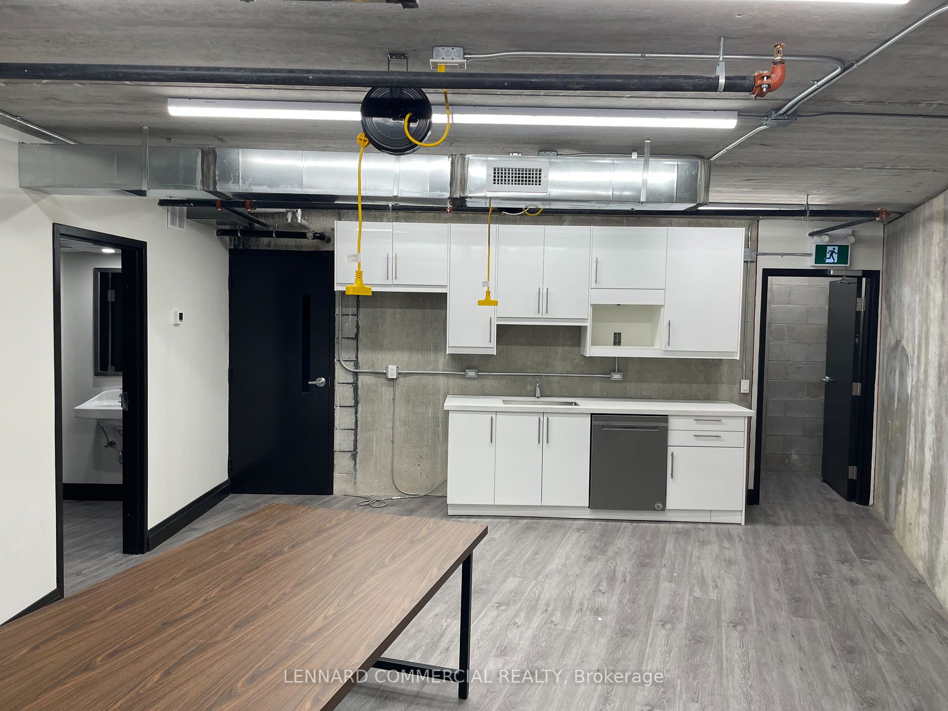 2 Sousa Mendes St, #20