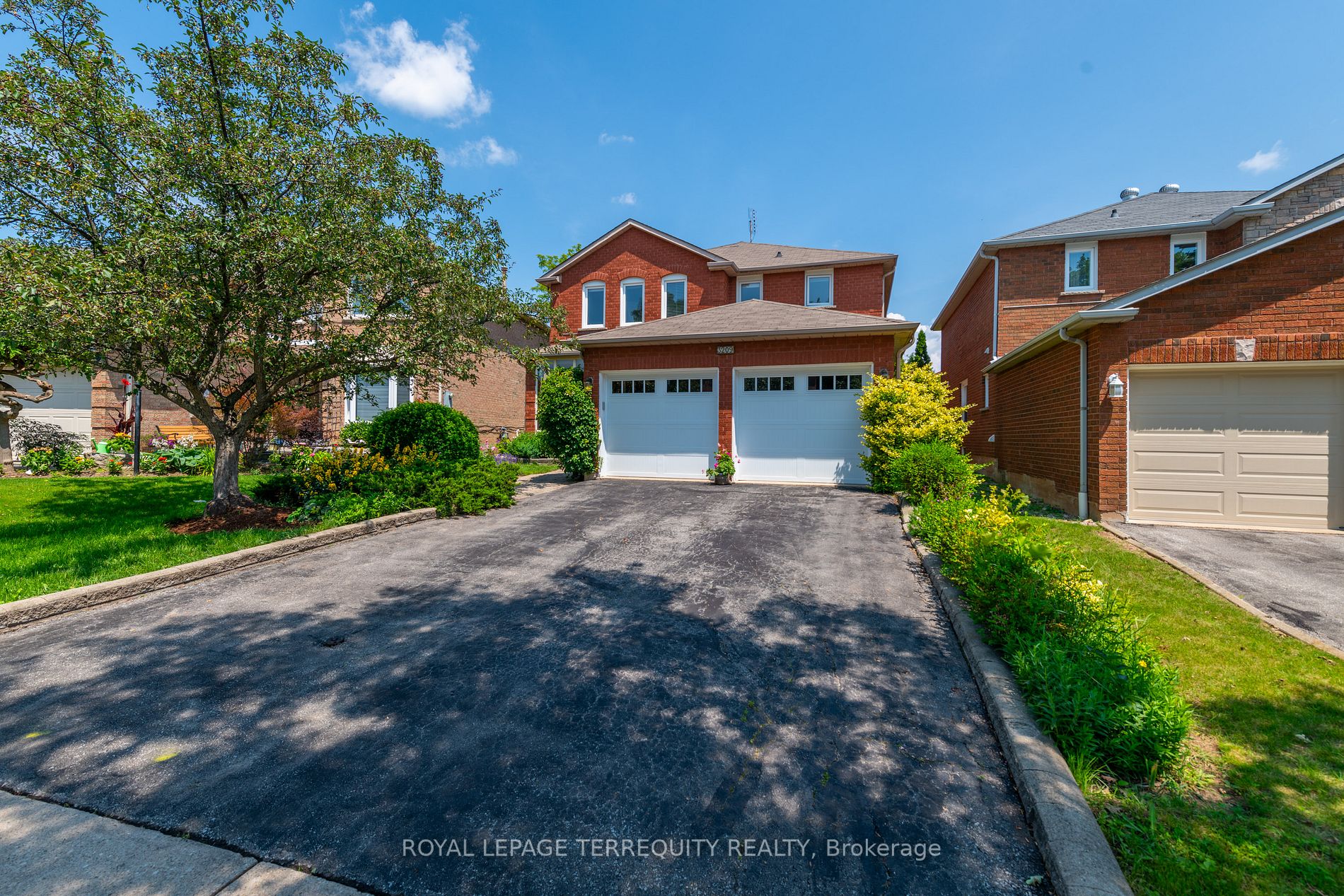 3209 Magwood Rd