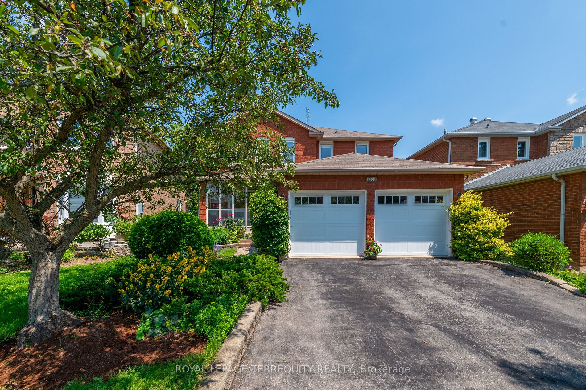 3209 Magwood Rd