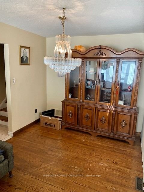 3218 Monica Dr