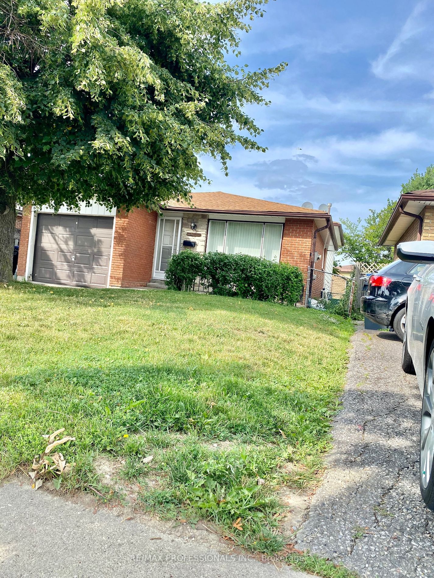 3218 Monica Dr