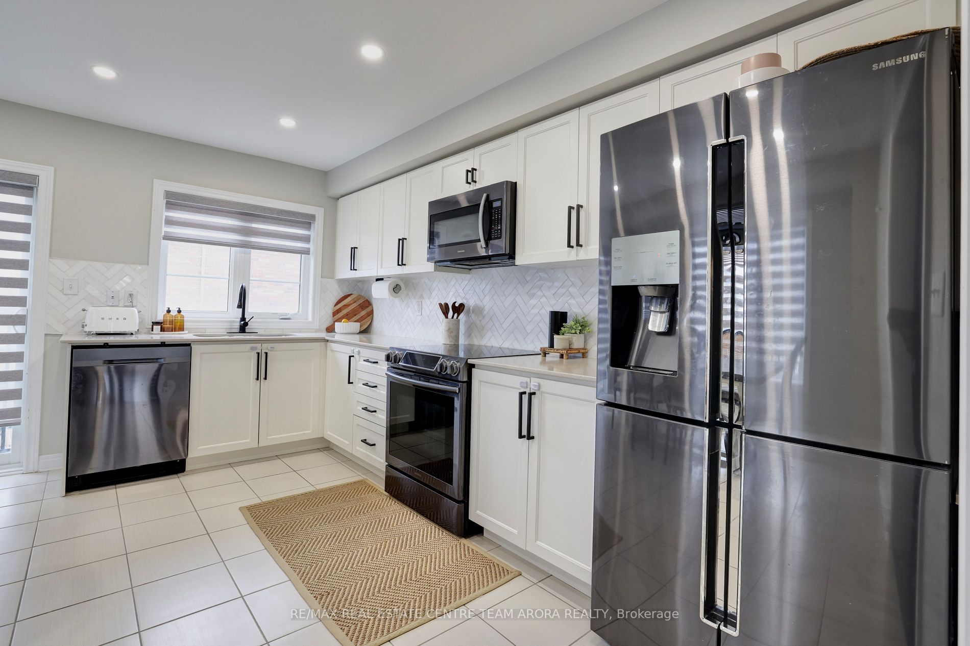 63 Hogan Manor Dr