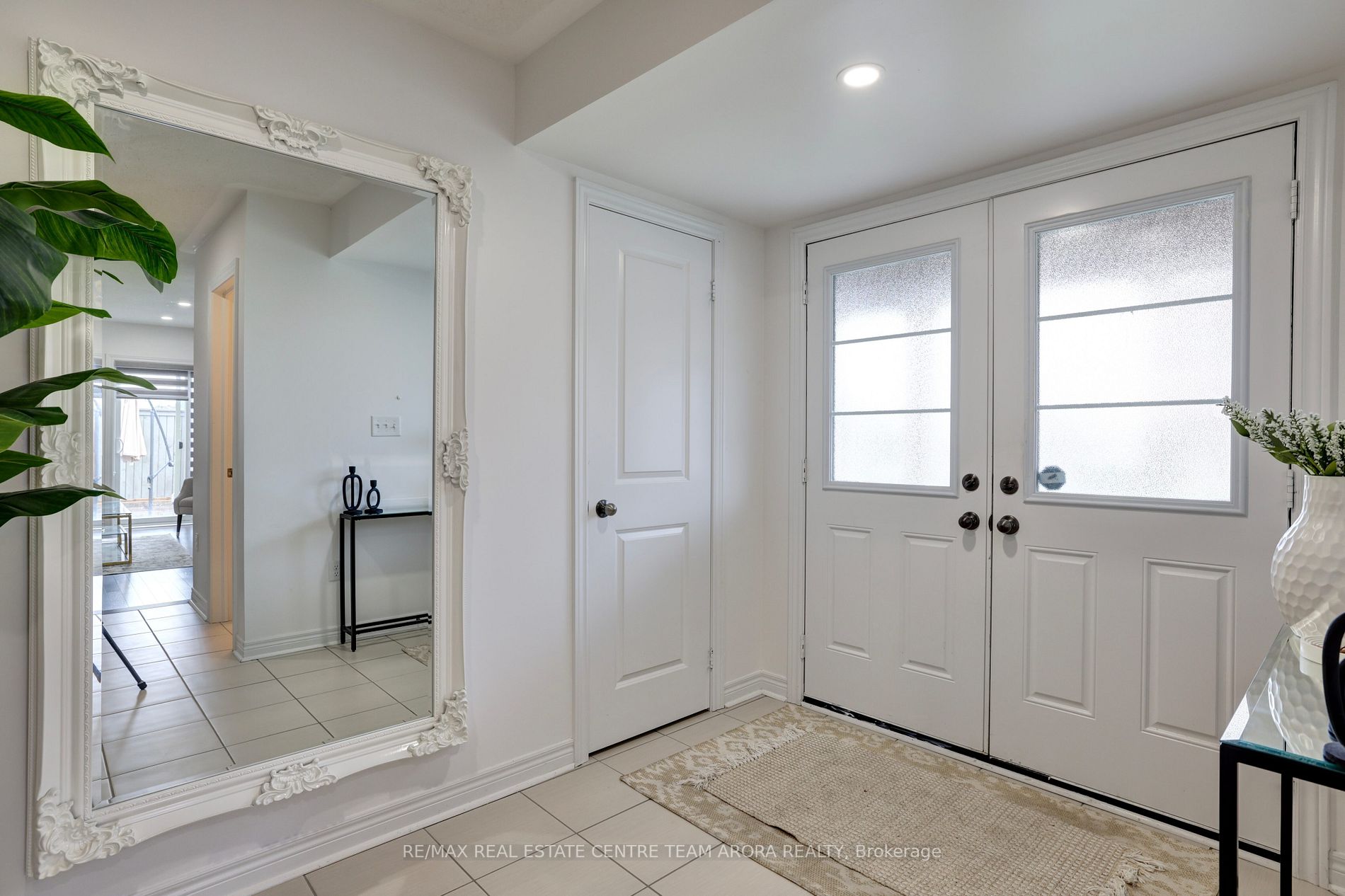 63 Hogan Manor Dr
