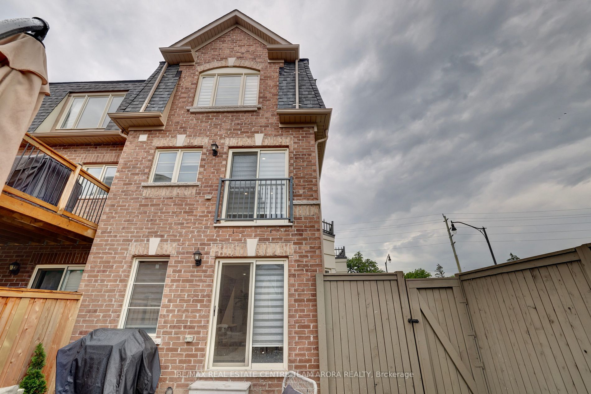 63 Hogan Manor Dr