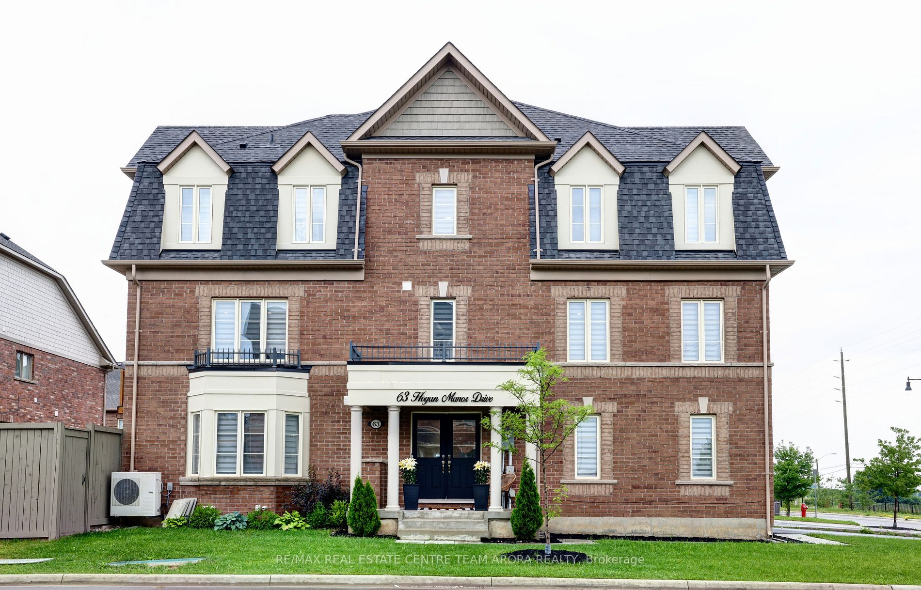 63 Hogan Manor Dr