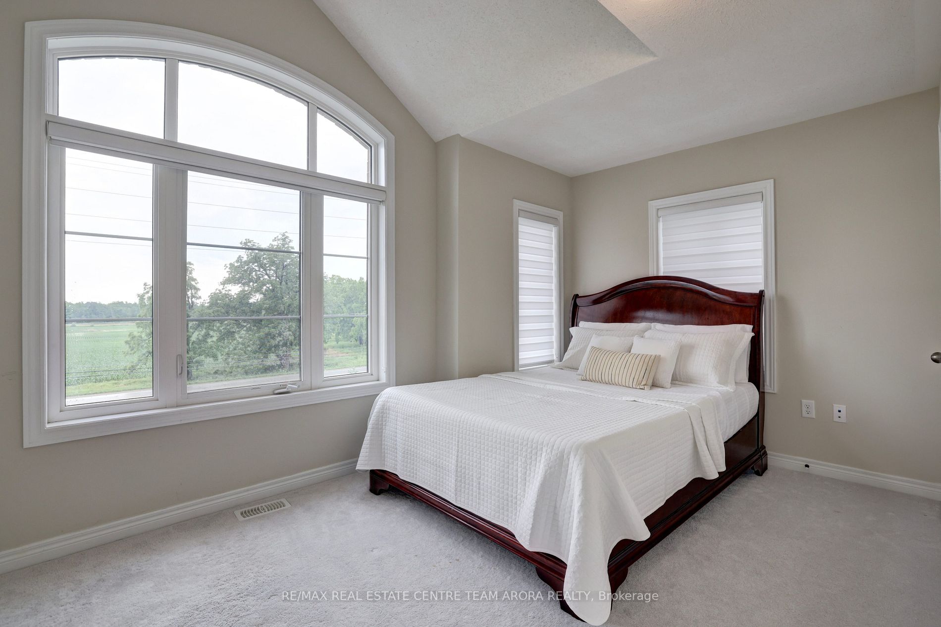 63 Hogan Manor Dr