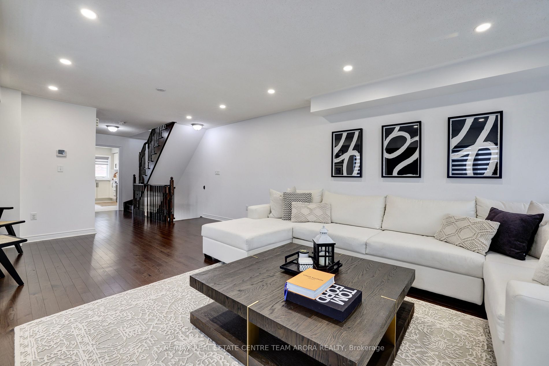 63 Hogan Manor Dr