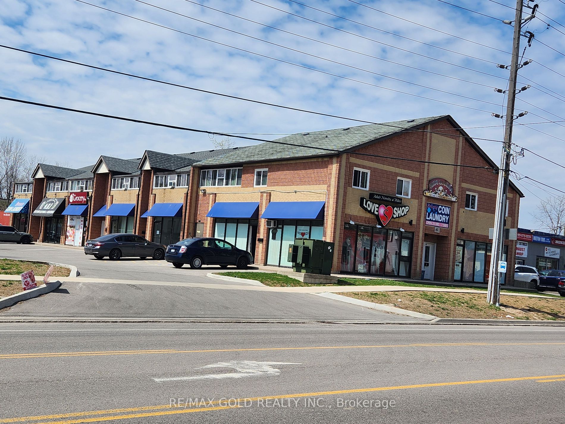Listing W6651390 - Large Photo # 1