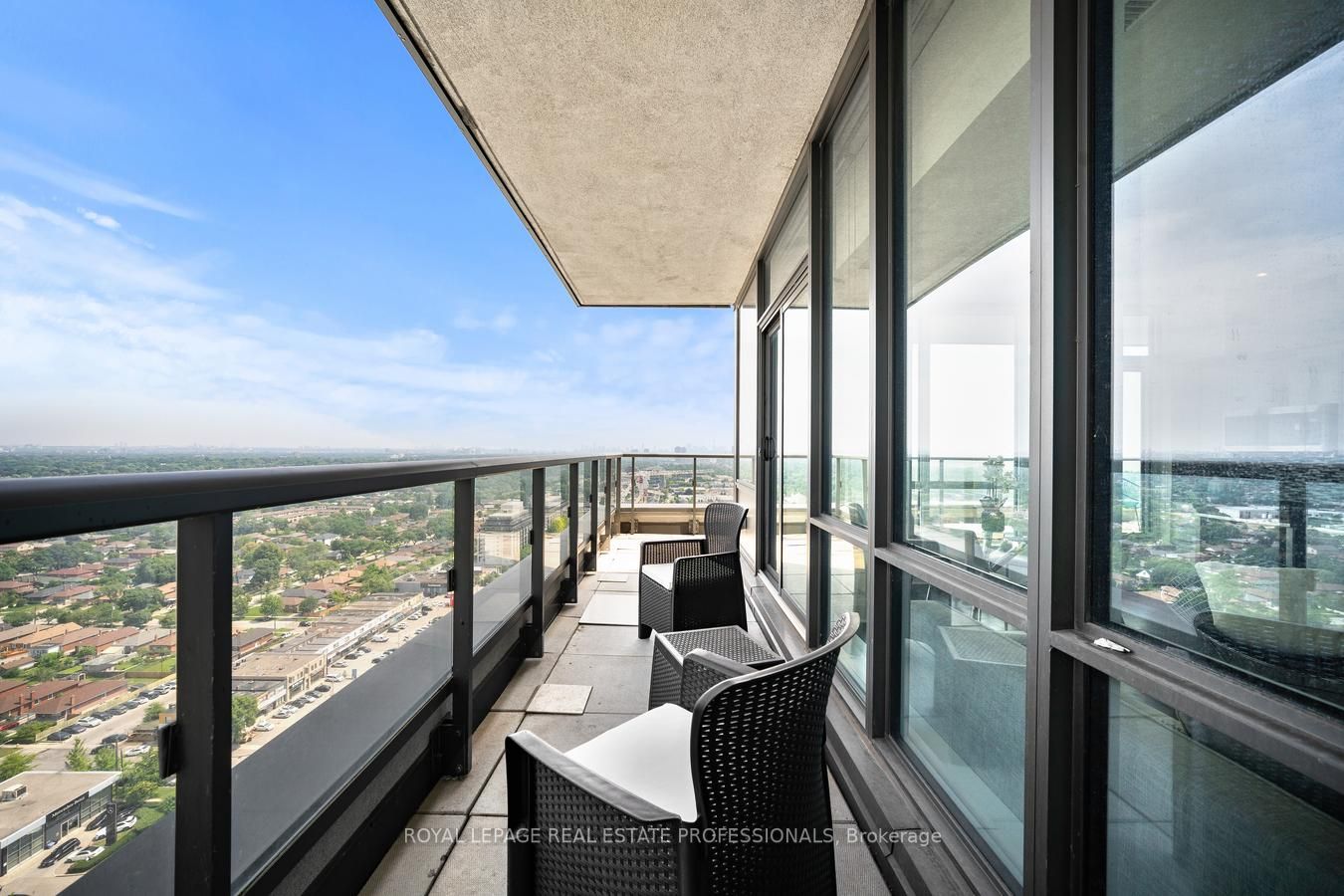 17 Zorra St, #2302