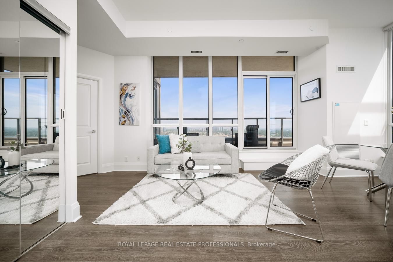 17 Zorra St, #2302