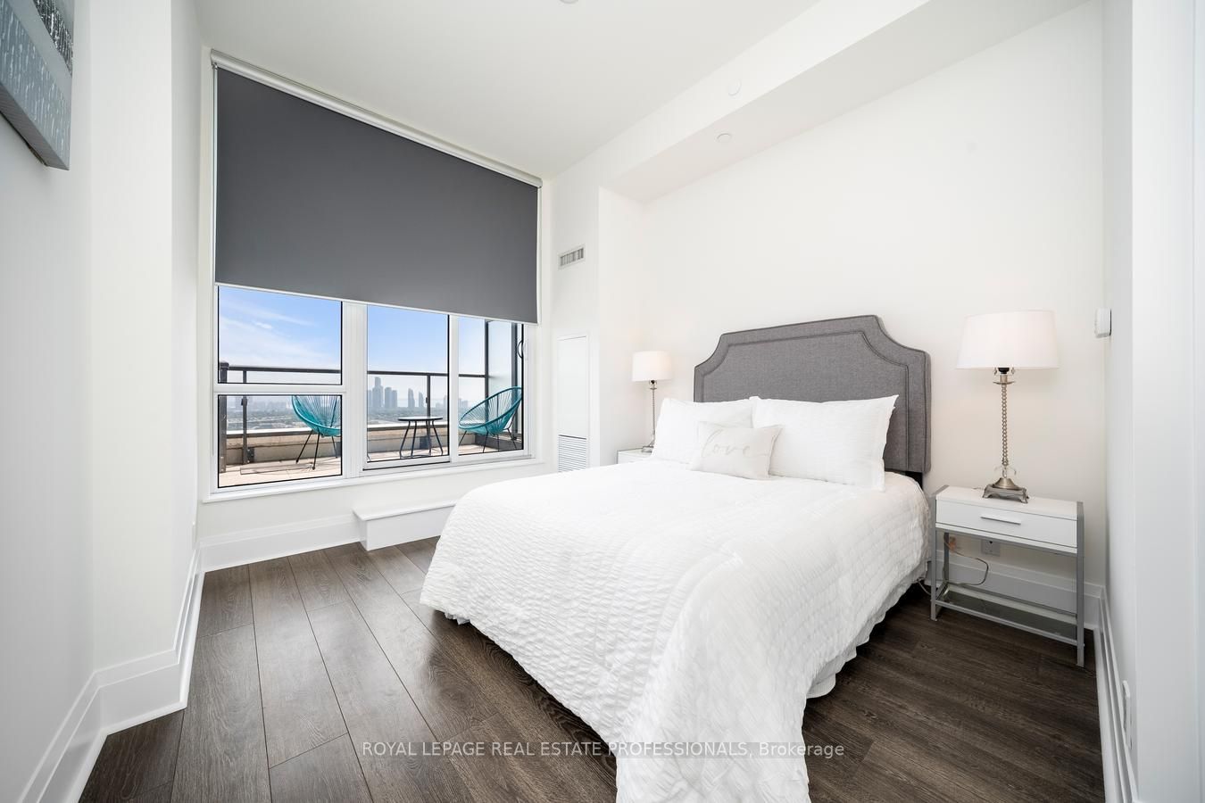 17 Zorra St, #2302