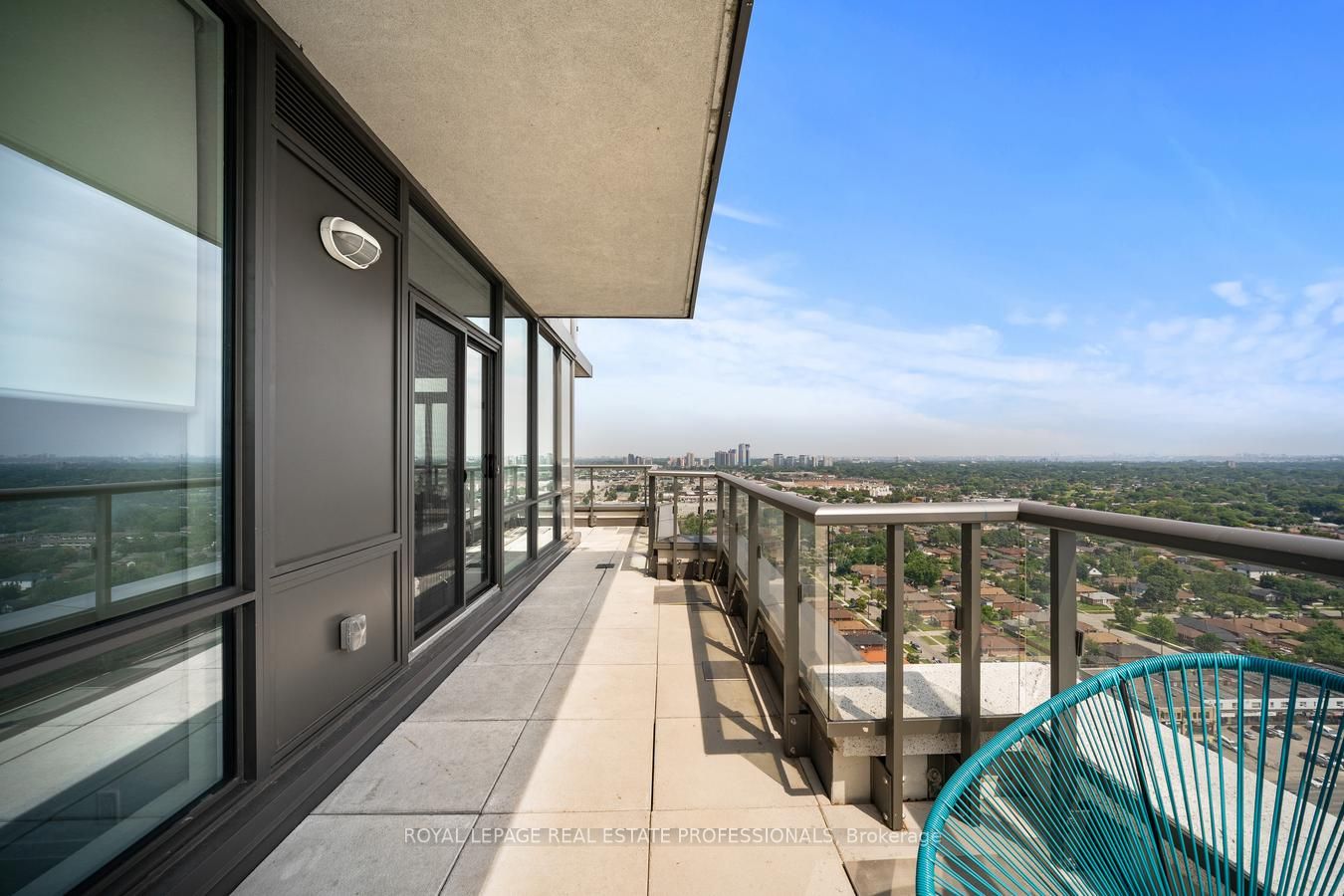 17 Zorra St, #2302