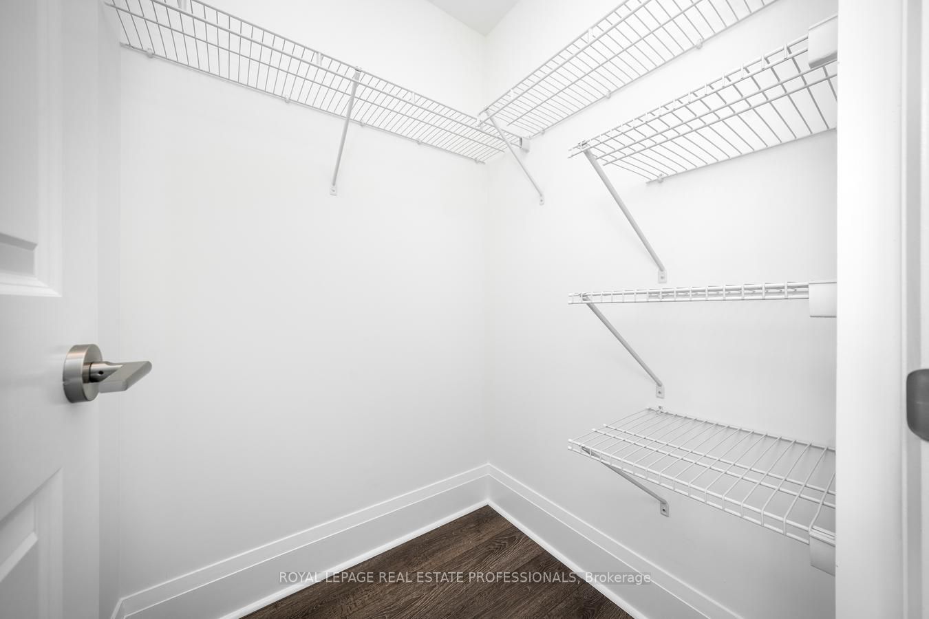 17 Zorra St, #2302