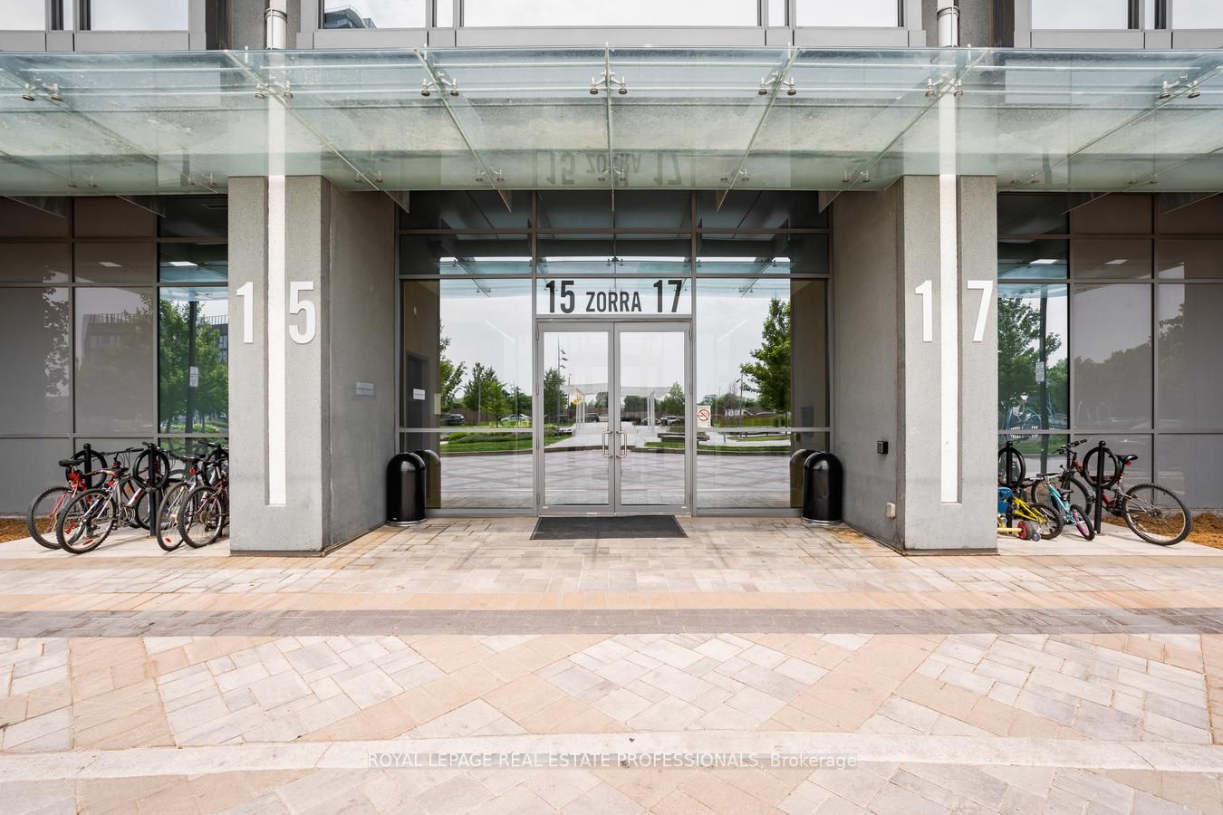 17 Zorra St, #2302