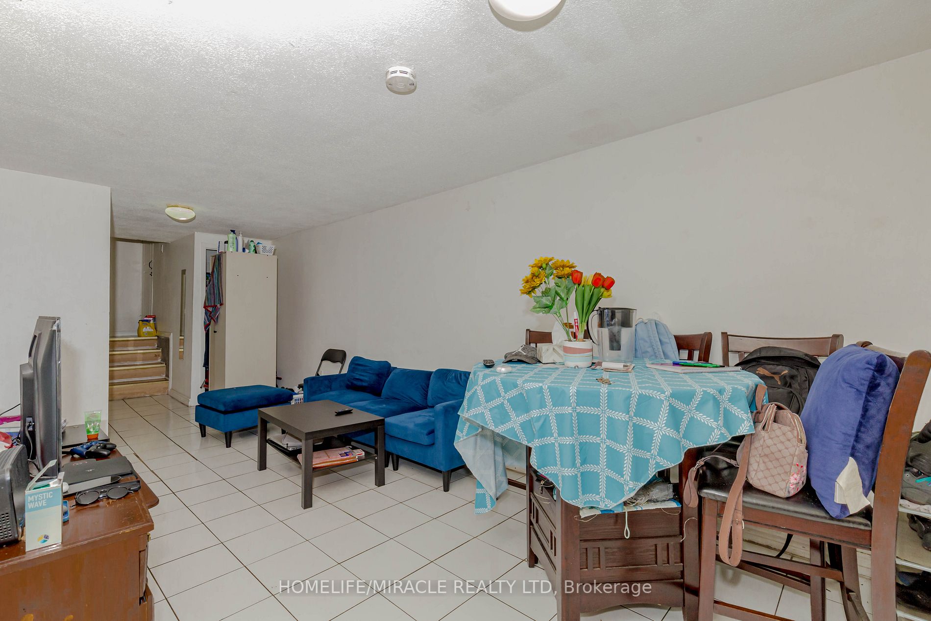 3410 Chipley Cres