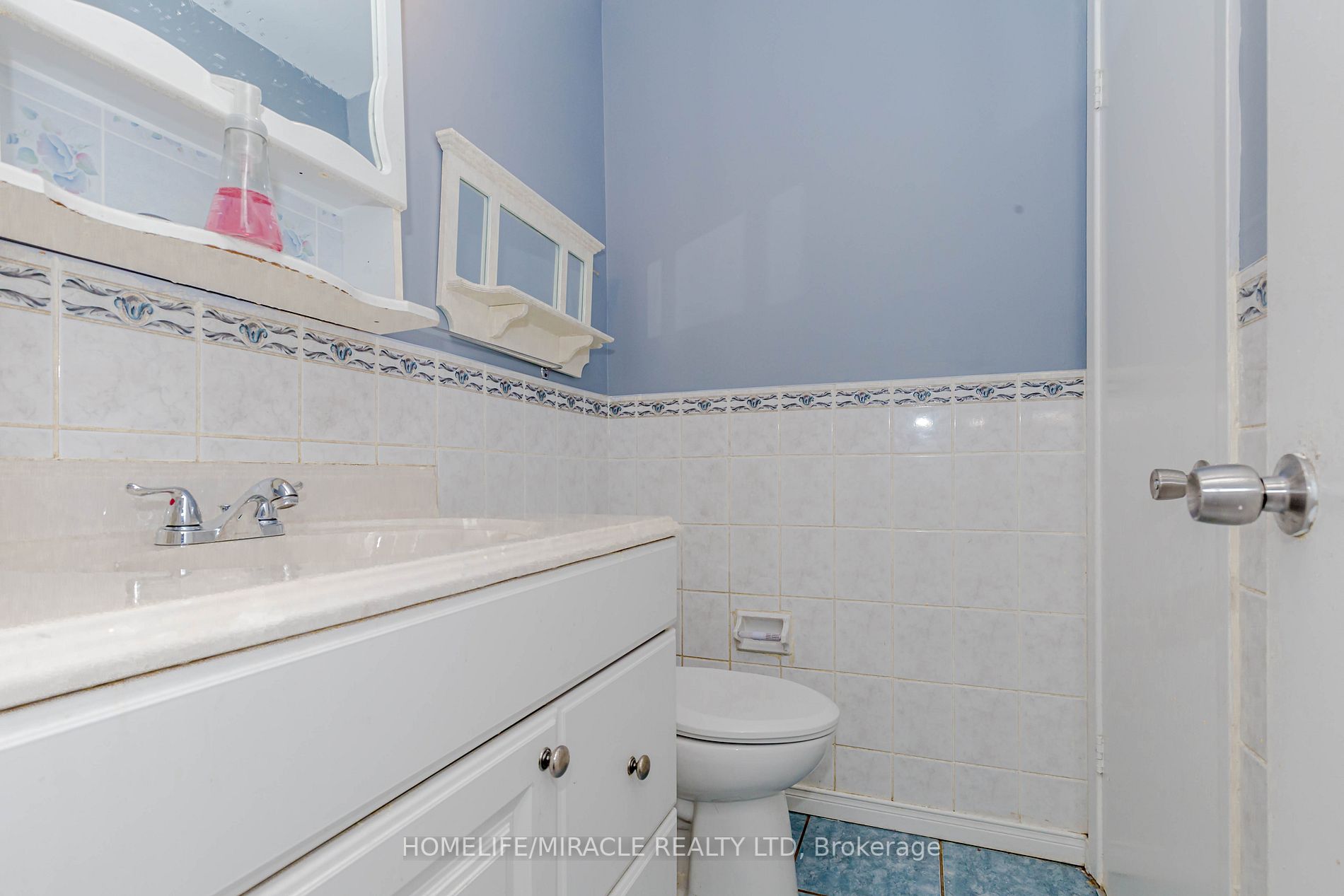 3410 Chipley Cres