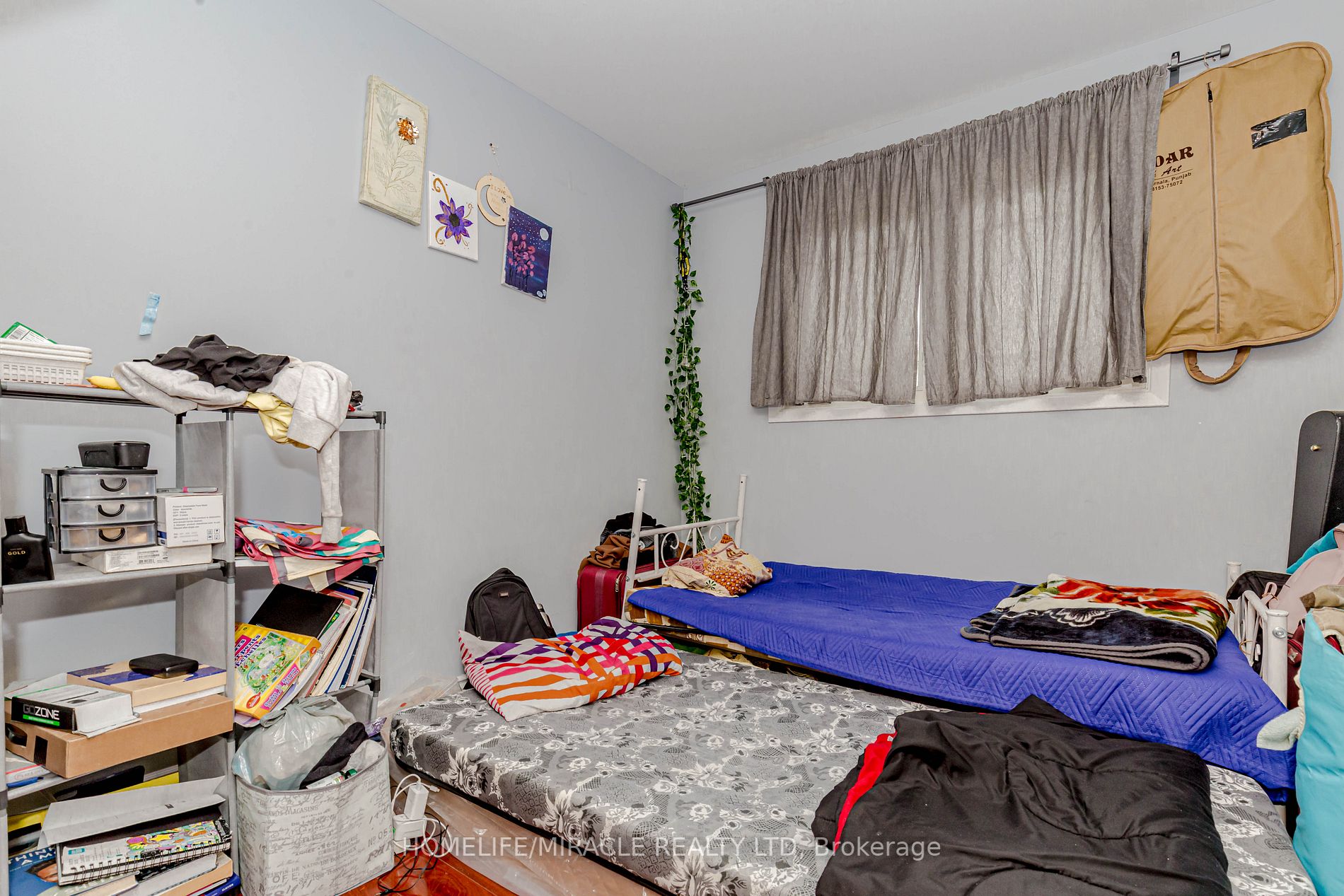 3410 Chipley Cres