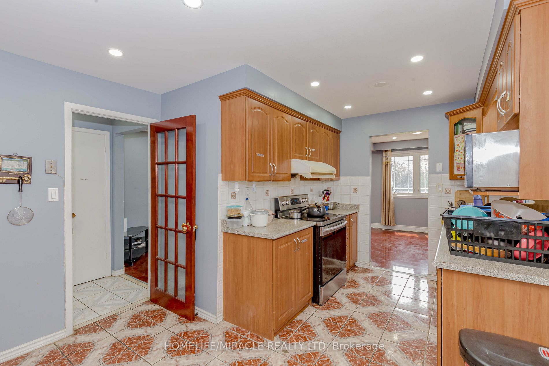 3410 Chipley Cres