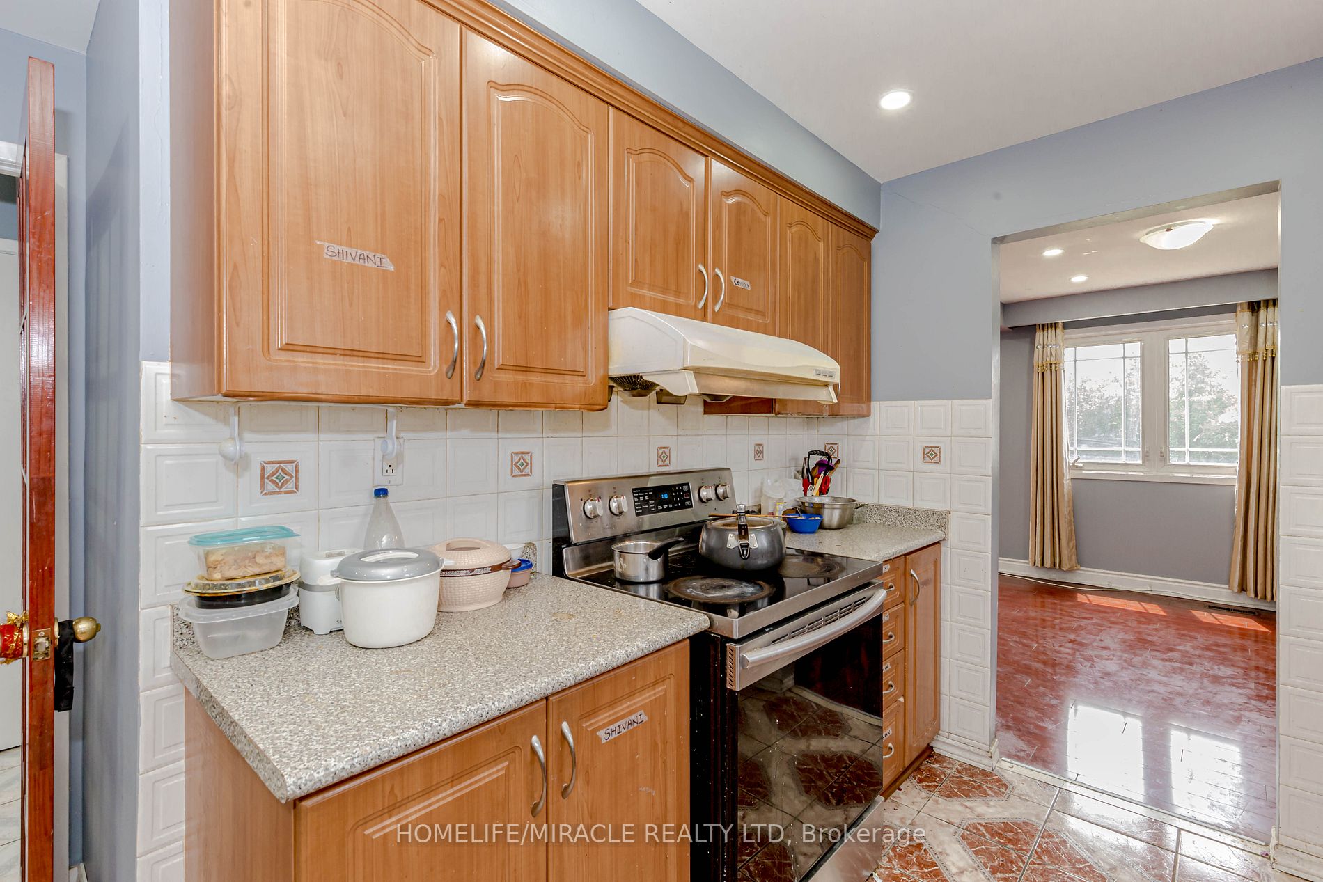 3410 Chipley Cres