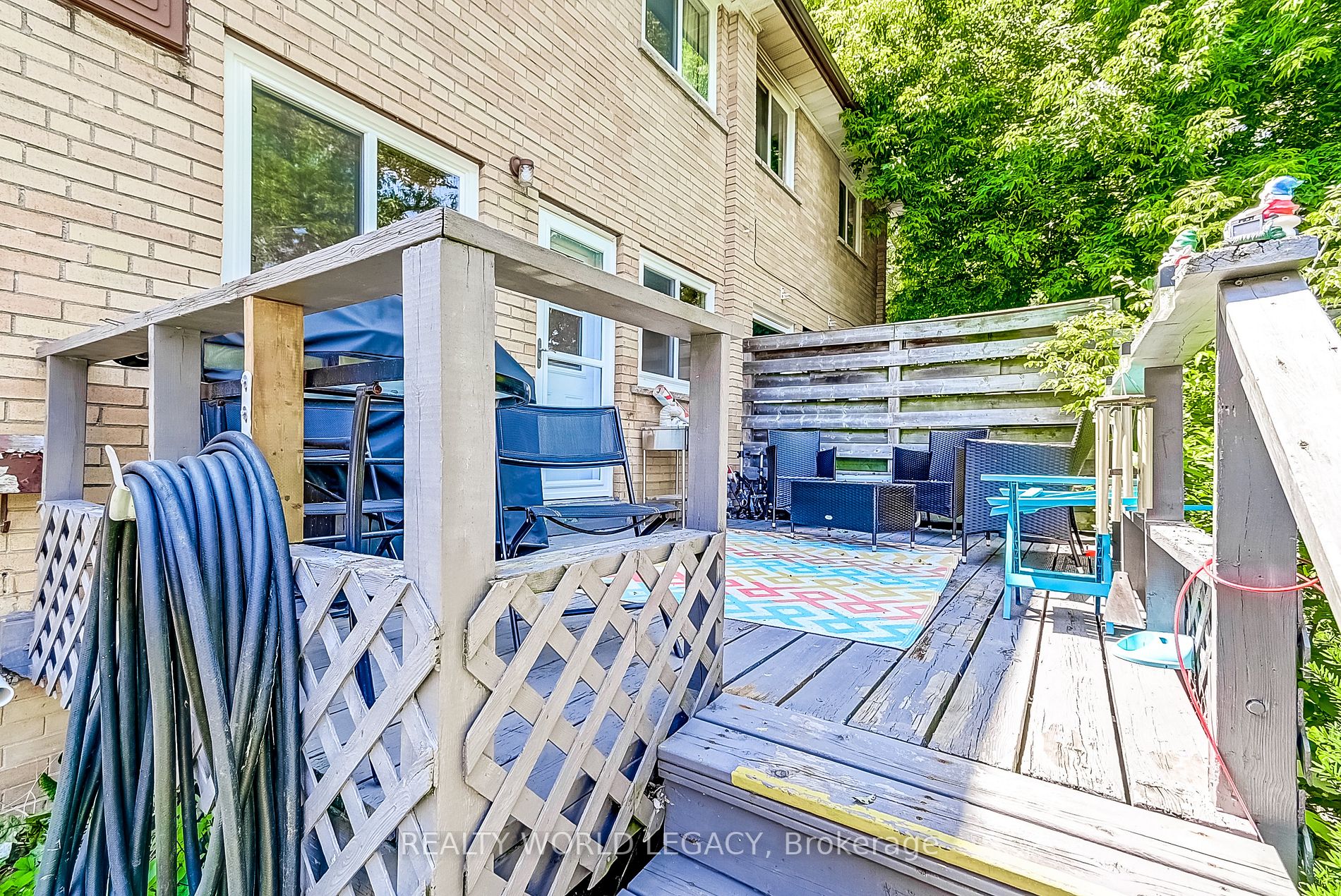 1225 Nigel Rd