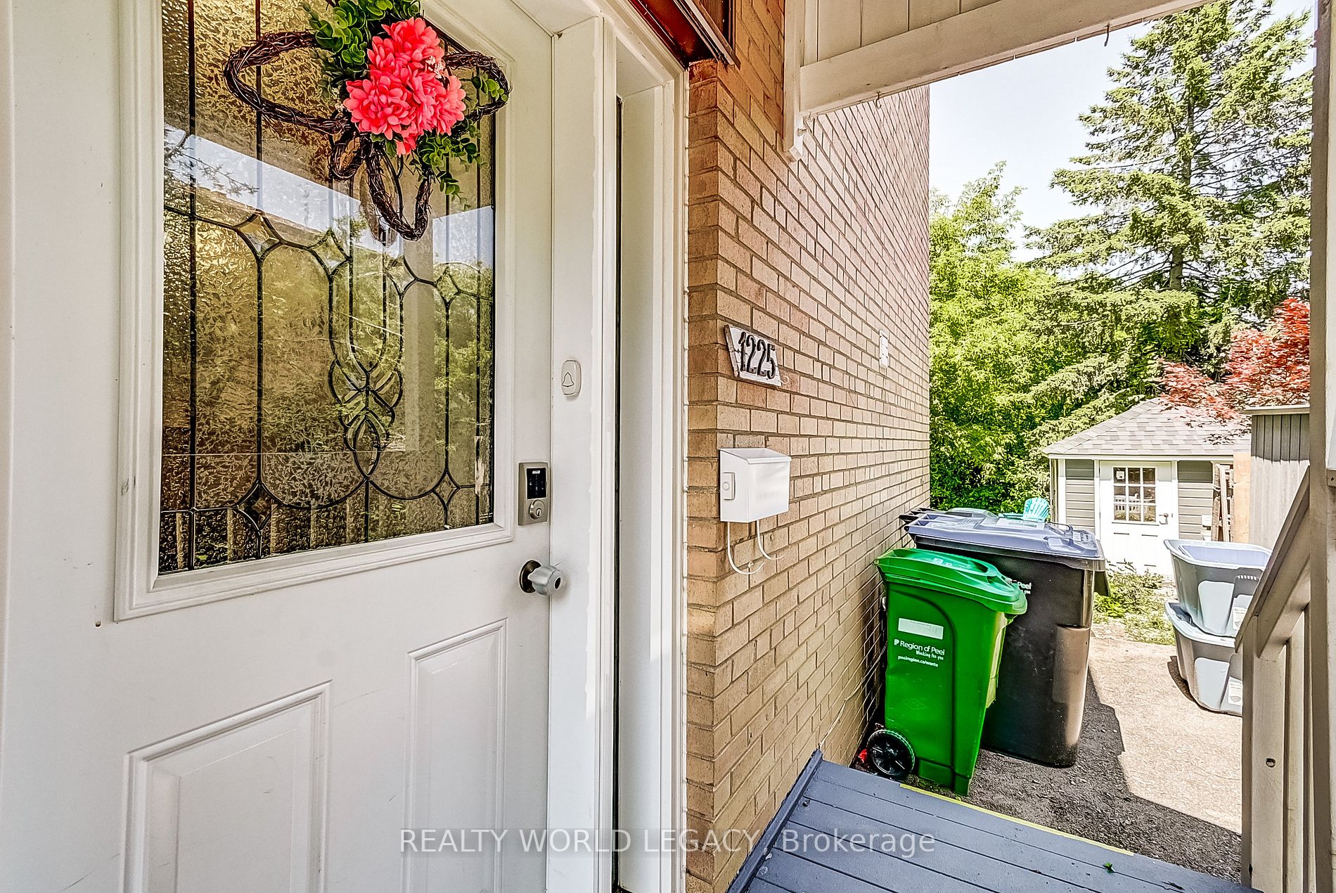 1225 Nigel Rd