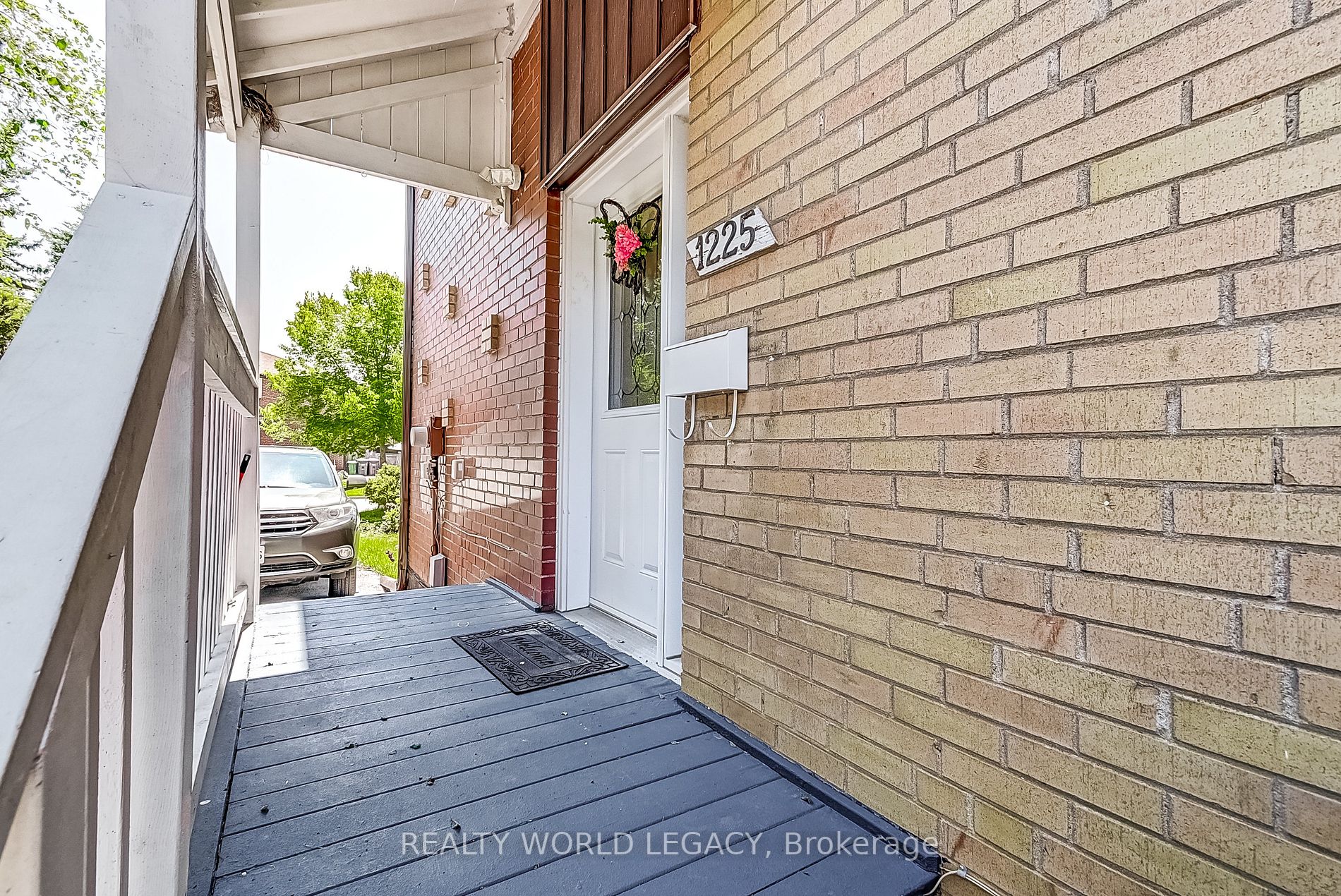 1225 Nigel Rd