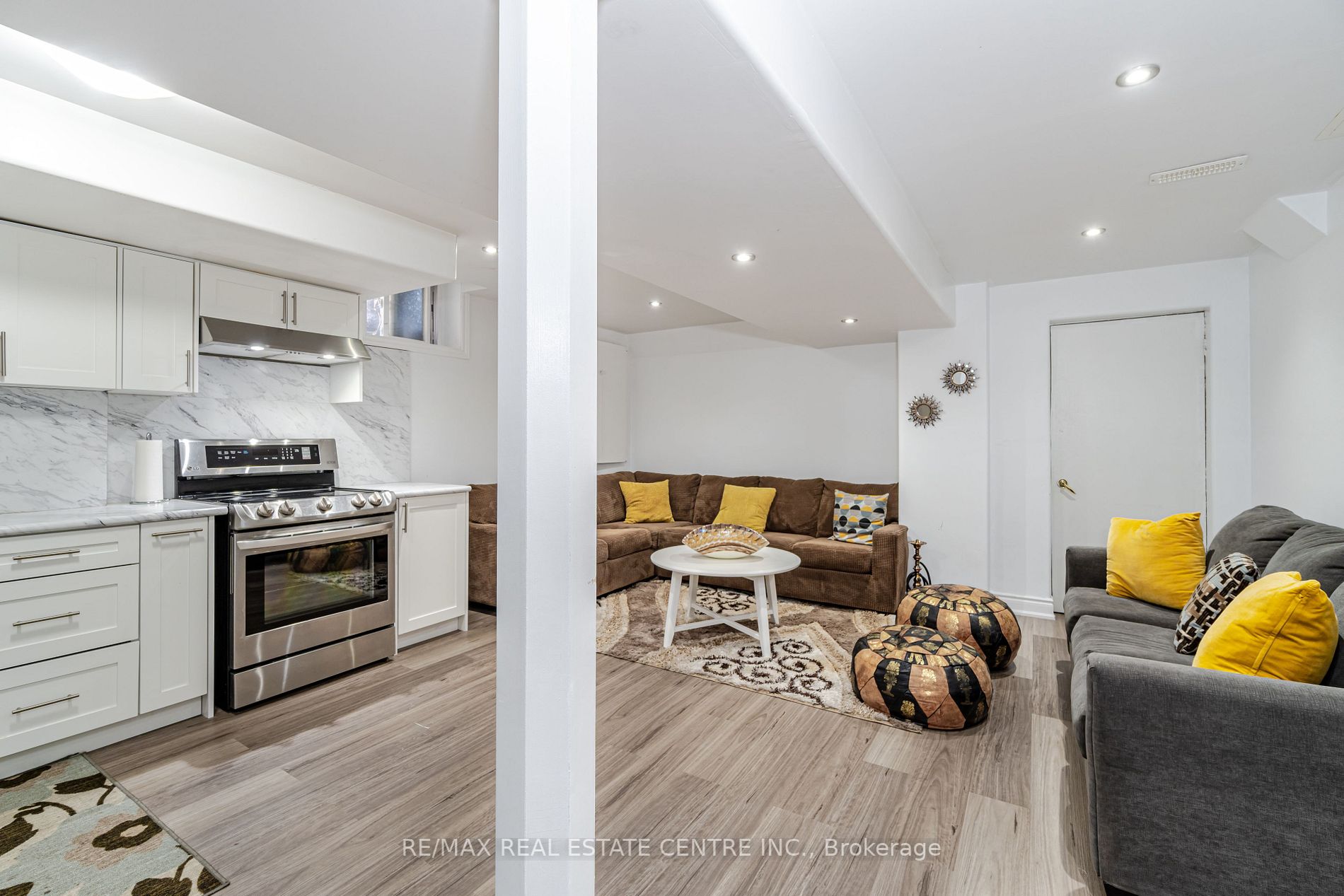 7 Dovehaven Cres