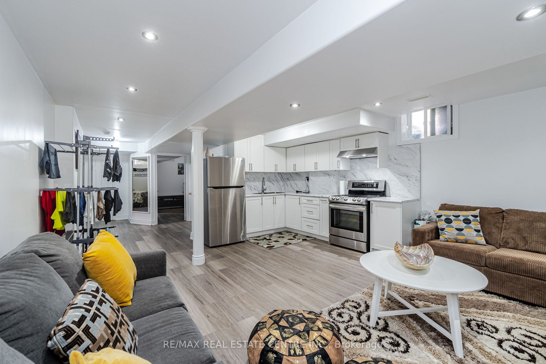 7 Dovehaven Cres
